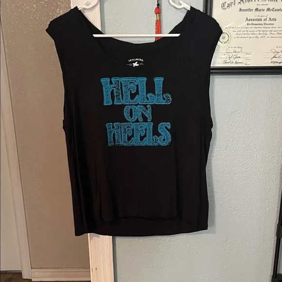 Idyllwind Black Tank Top with Blue Print - Picture 1 of 2